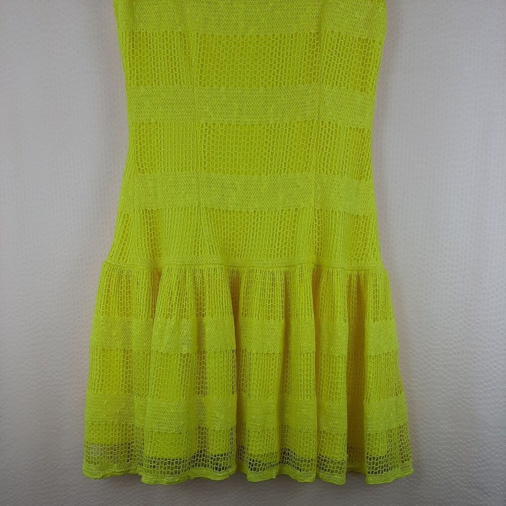 Sandra Darren Women Yellow Sleeveless Stretch Crochet Dress Lined Size 10 - Picture 8 of 9
